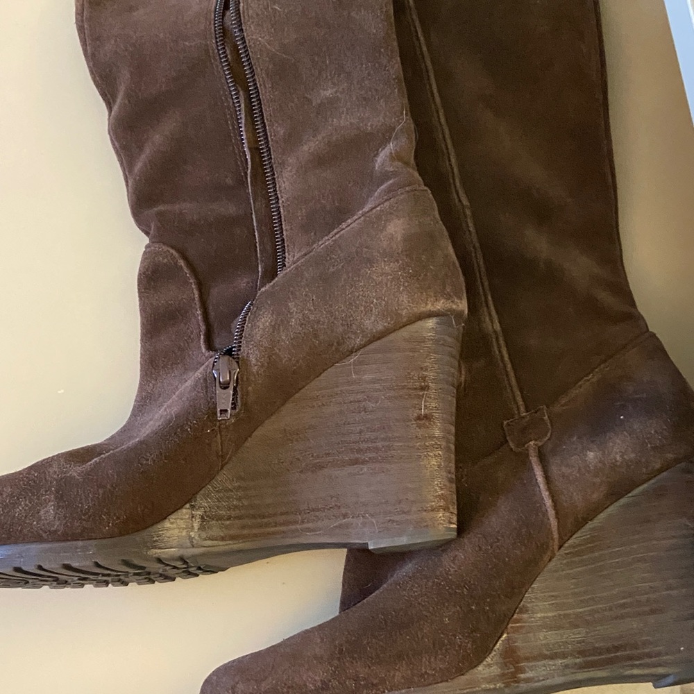 BP Dark Brown Suede Wedge Boots